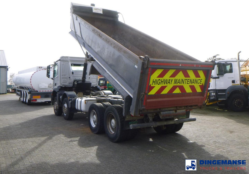 Mercedes-Benz Arocs 3246 8x4 RHD tipper - Camion benne: photos 3 Mercedes-Benz Arocs 3246 8x4 RHD tipper - Camion benne: photos 3
