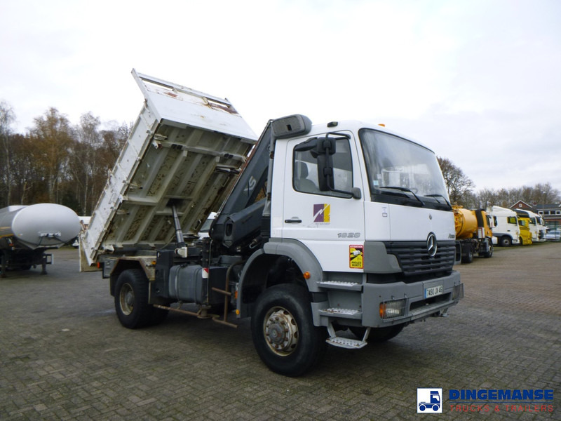 Mercedes-Benz Atego 1828 4x4 tipper + Hiab 166 B-2 CL - Camion grue: photos 2 Mercedes-Benz Atego 1828 4x4 tipper + Hiab 166 B-2 CL - Camion grue: photos 2