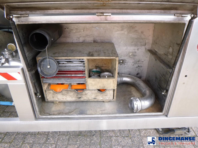 Semi-remorque citerne Parcisa Chemical tank inox L4BH 37.5 / 1 comp: photos 12 Semi-remorque citerne Parcisa Chemical tank inox L4BH 37.5 / 1 comp: photos 12