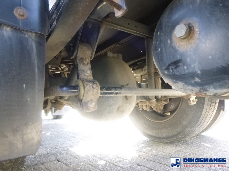 Crédit-bail de Renault Midlum 280 dxi 4x2 gas tank 18.7 m3 Renault Midlum 280 dxi 4x2 gas tank 18.7 m3: photos 9