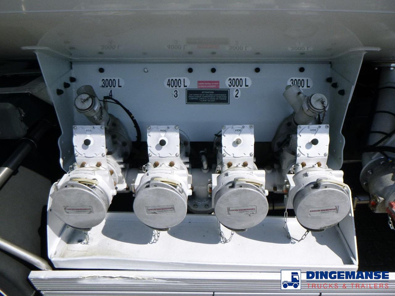 Renault Premium 280 dxi 4x2 fuel tank 13.6 m3 / 4 comp - Camion citerne: photos 5 Renault Premium 280 dxi 4x2 fuel tank 13.6 m3 / 4 comp - Camion citerne: photos 5