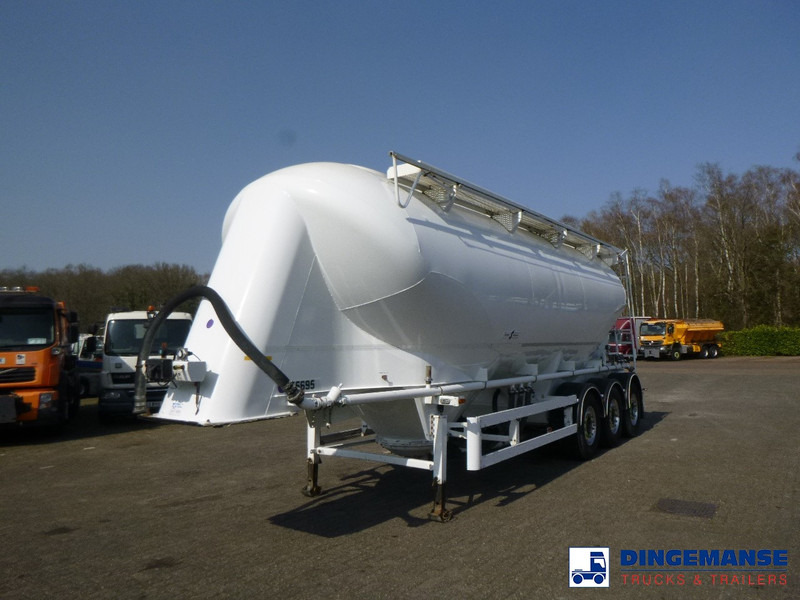 SPITZER Powder tank alu 37 m3 - Semi-remorque citerne: photos 1 SPITZER Powder tank alu 37 m3 - Semi-remorque citerne: photos 1