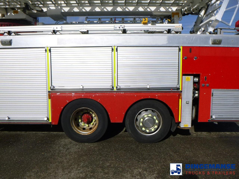 Scania P310 6x2 RHD fire truck + pump, ladder & manlift - Camion de pompier: photos 5 Scania P310 6x2 RHD fire truck + pump, ladder & manlift - Camion de pompier: photos 5