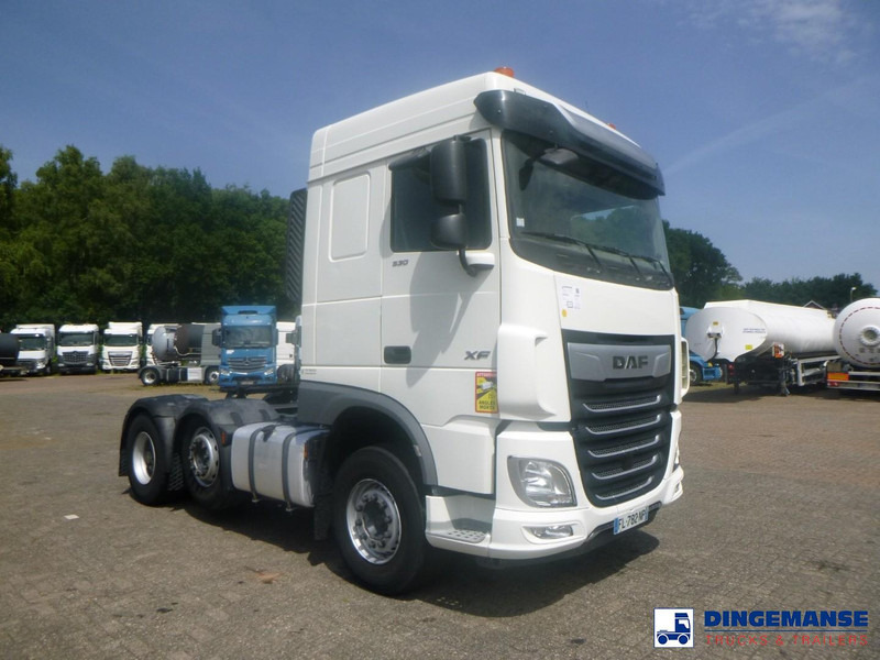 DAF XF 530 6x2 Euro 6 - Tracteur routier: photos 2 DAF XF 530 6x2 Euro 6 - Tracteur routier: photos 2