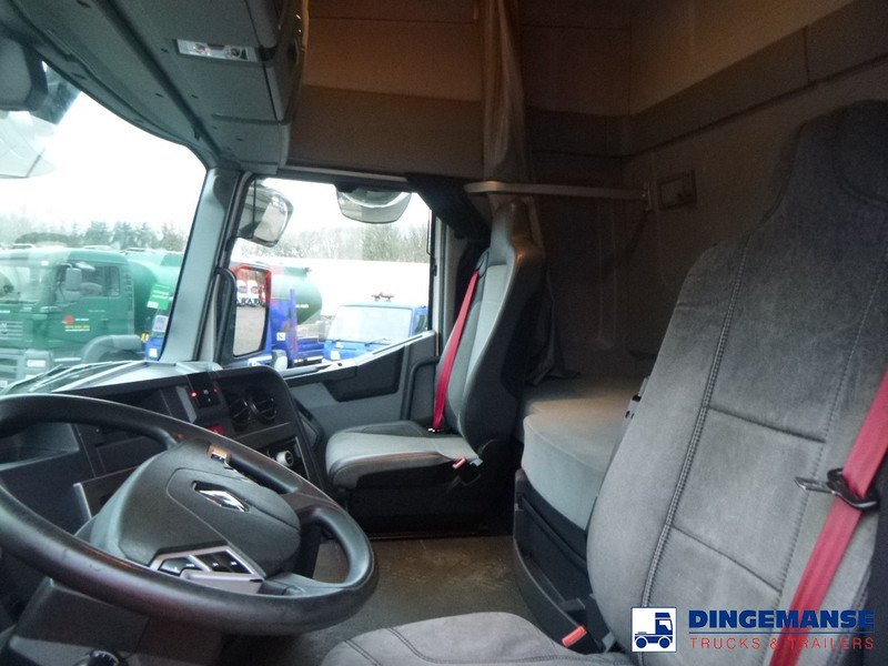 Photo d'intérieur 1: Tracteur routier Renault T 460 4x2 Euro 6 + ADR