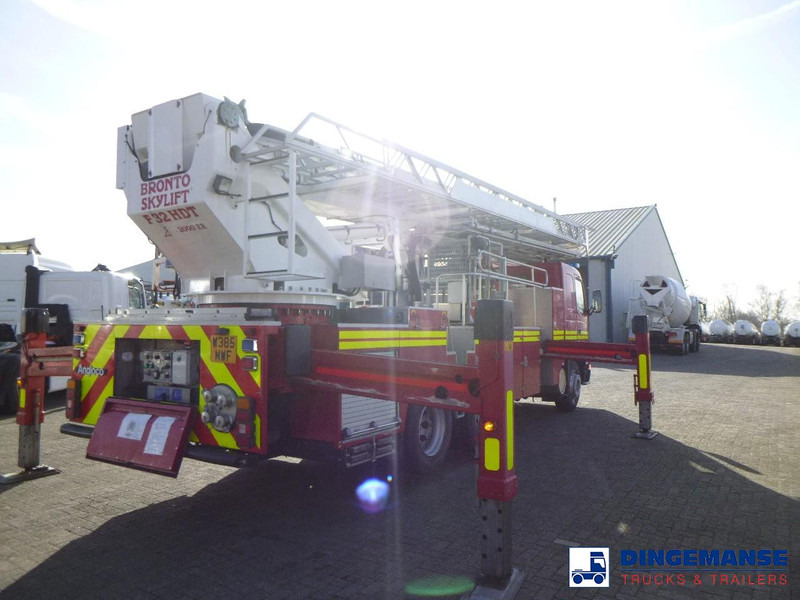 Volvo FM12 6x4 RHD Bronto Skylift F32HDT Angloco fire truck - Camion de pompier: photos 4 Volvo FM12 6x4 RHD Bronto Skylift F32HDT Angloco fire truck - Camion de pompier: photos 4