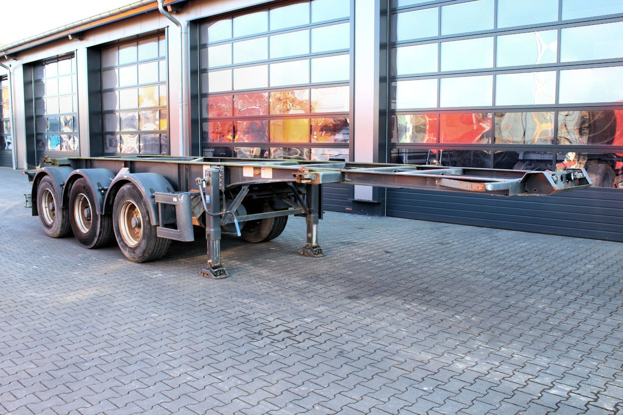 3-Achs MAFA BDF Wechsel Container ADR/GGVS - Semi-remorque porte-conteneur/ Caisse mobile: photos 1 3-Achs MAFA BDF Wechsel Container ADR/GGVS - Semi-remorque porte-conteneur/ Caisse mobile: photos 1