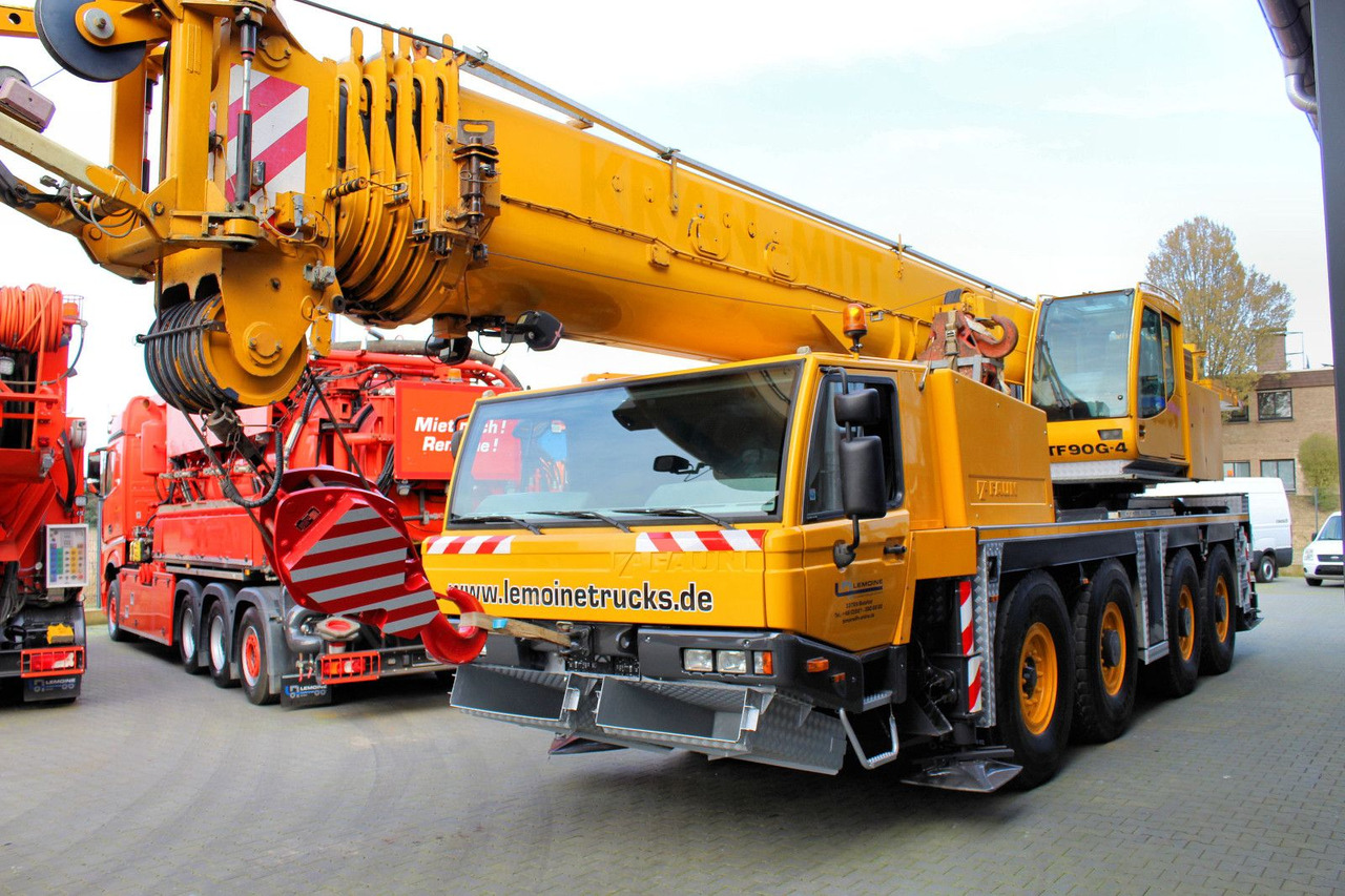 Faun Tadano FAUN ATF 90 G-4 8x6 Autokran + 20 tonnen - Camion grue: photos 4 Faun Tadano FAUN ATF 90 G-4 8x6 Autokran + 20 tonnen - Camion grue: photos 4