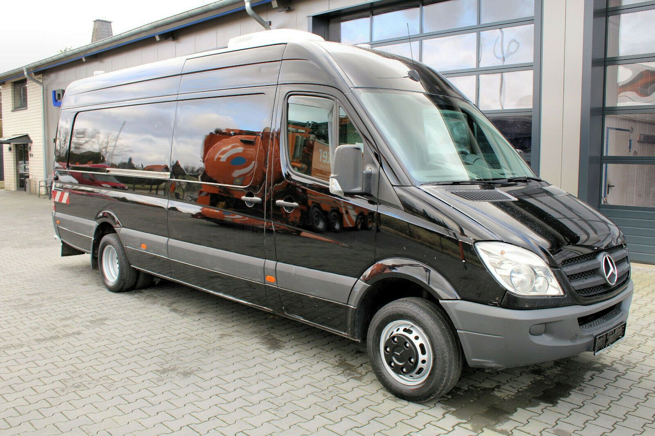 Mercedes-Benz 515 CDI 4x2 IBAK TV-Satelliten Kamera Rohr-Kanal - Camion hydrocureur: photos 1 Mercedes-Benz 515 CDI 4x2 IBAK TV-Satelliten Kamera Rohr-Kanal - Camion hydrocureur: photos 1