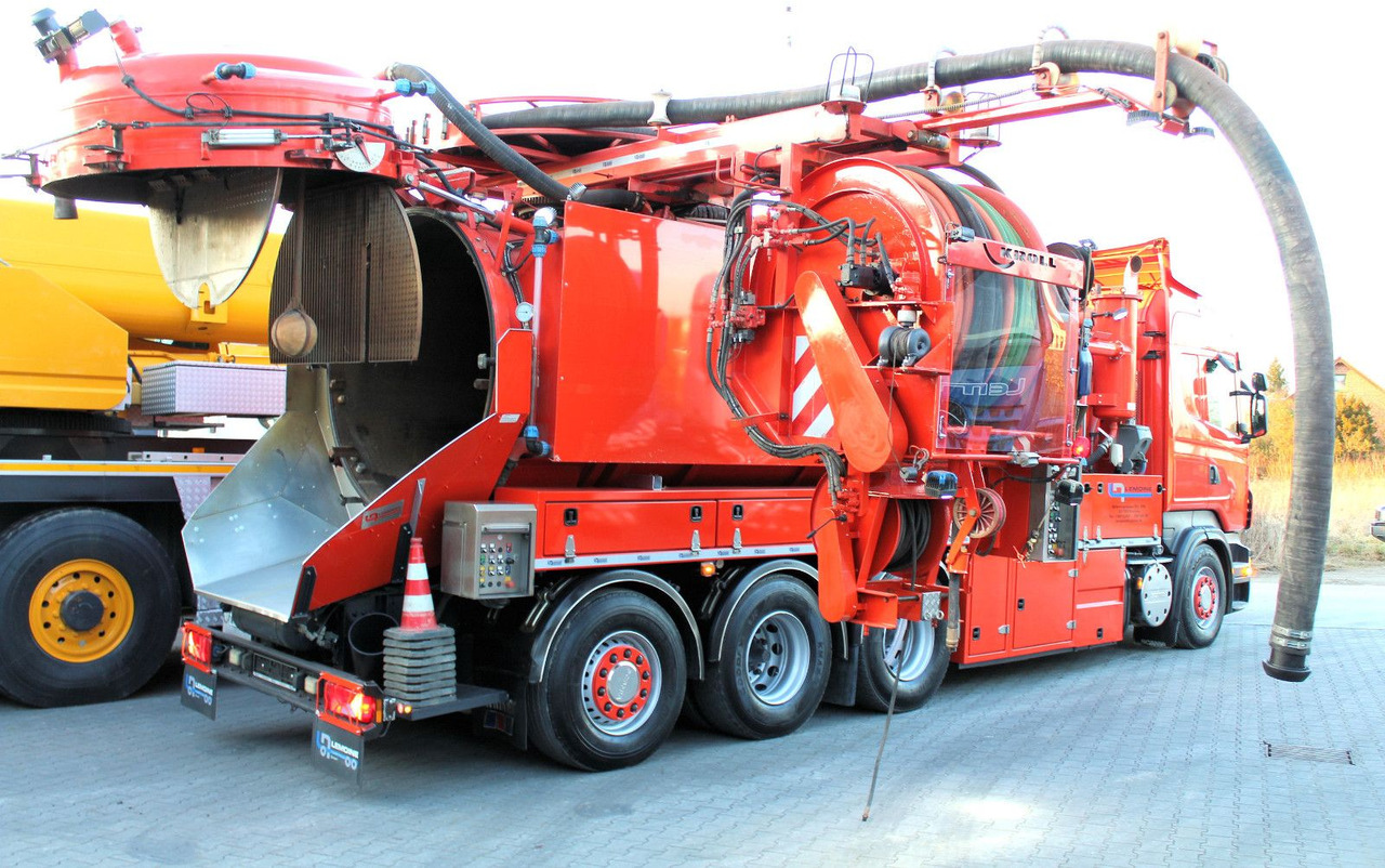 Scania R560 V8 8x4 Kroll 20m³ WRG 2x HD-Pumpe 620 Liter - Camion hydrocureur: photos 3 Scania R560 V8 8x4 Kroll 20m³ WRG 2x HD-Pumpe 620 Liter - Camion hydrocureur: photos 3