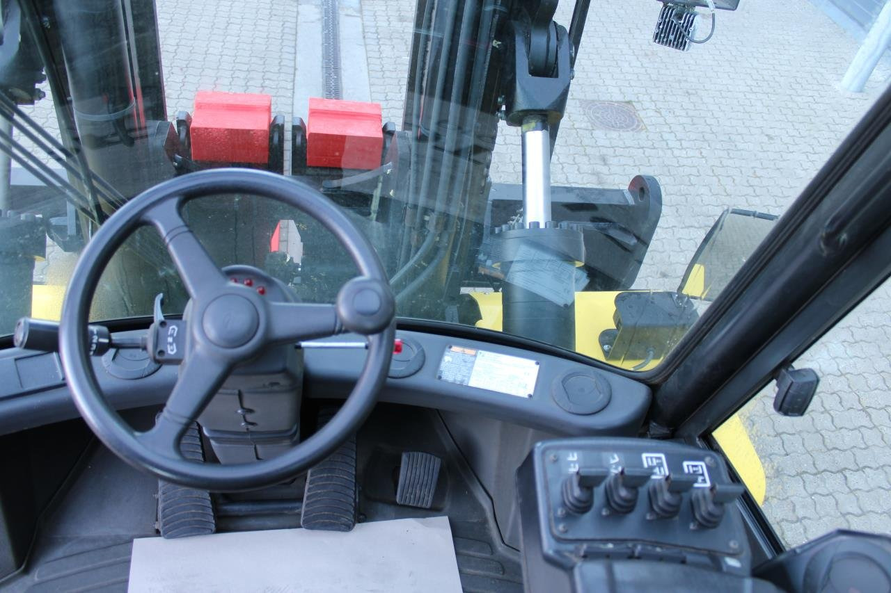 Hyster H16.00XM-12 - Chariot élévateur diesel: photos 4 Hyster H16.00XM-12 - Chariot élévateur diesel: photos 4