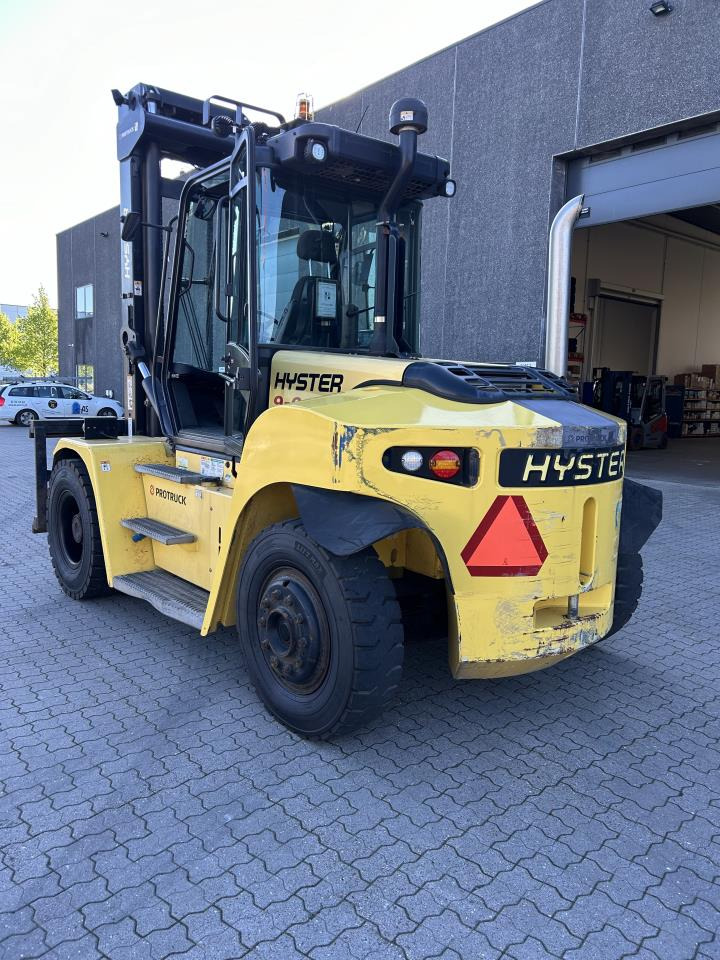 Hyster H9.00XM-6 - Chariot élévateur diesel: photos 4 Hyster H9.00XM-6 - Chariot élévateur diesel: photos 4
