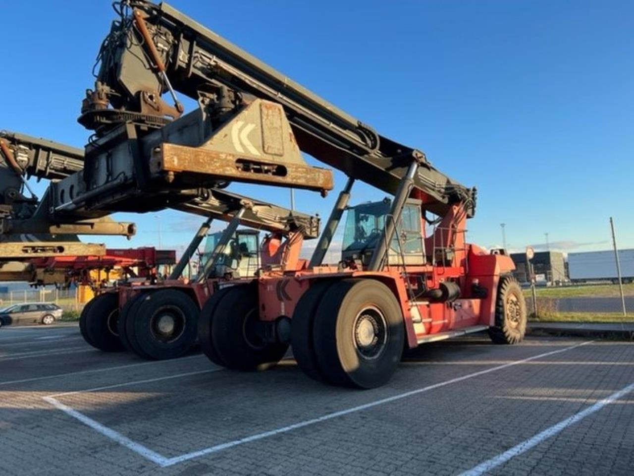 Kalmar DRF450-65S6X - Reach stacker: photos 2 Kalmar DRF450-65S6X - Reach stacker: photos 2