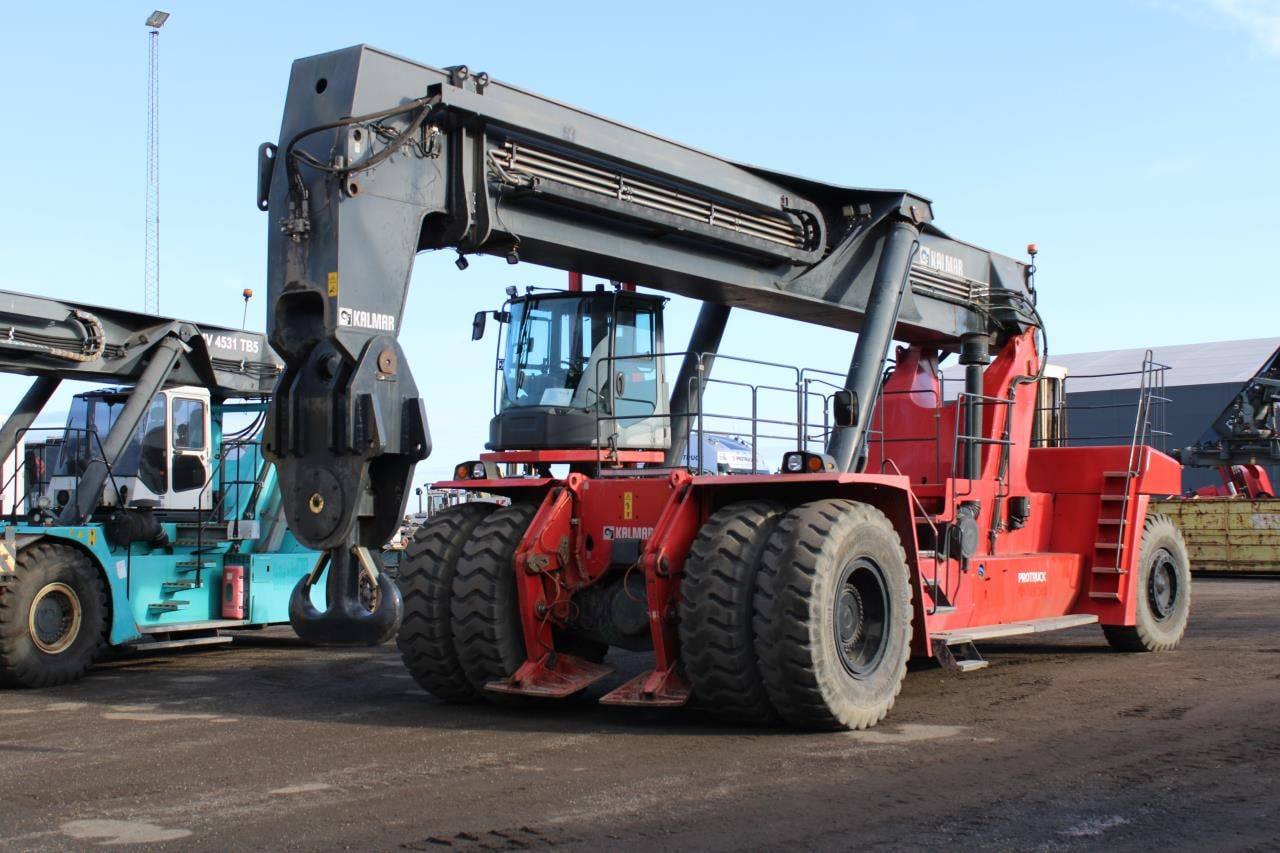 Kalmar DRG1300-92 SUPER GLO - Reach stacker: photos 2 Kalmar DRG1300-92 SUPER GLO - Reach stacker: photos 2