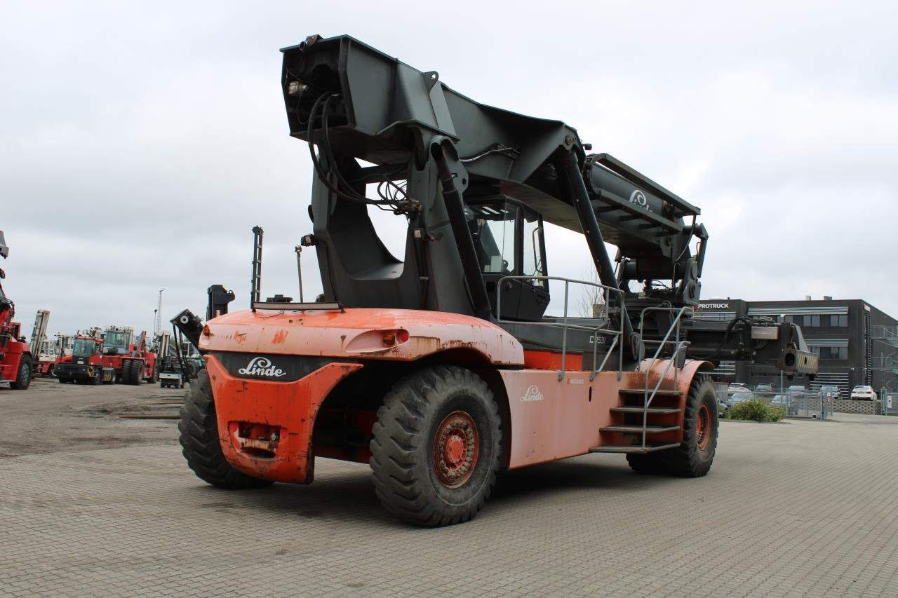 Linde C4531TL - Reach stacker: photos 3 Linde C4531TL - Reach stacker: photos 3
