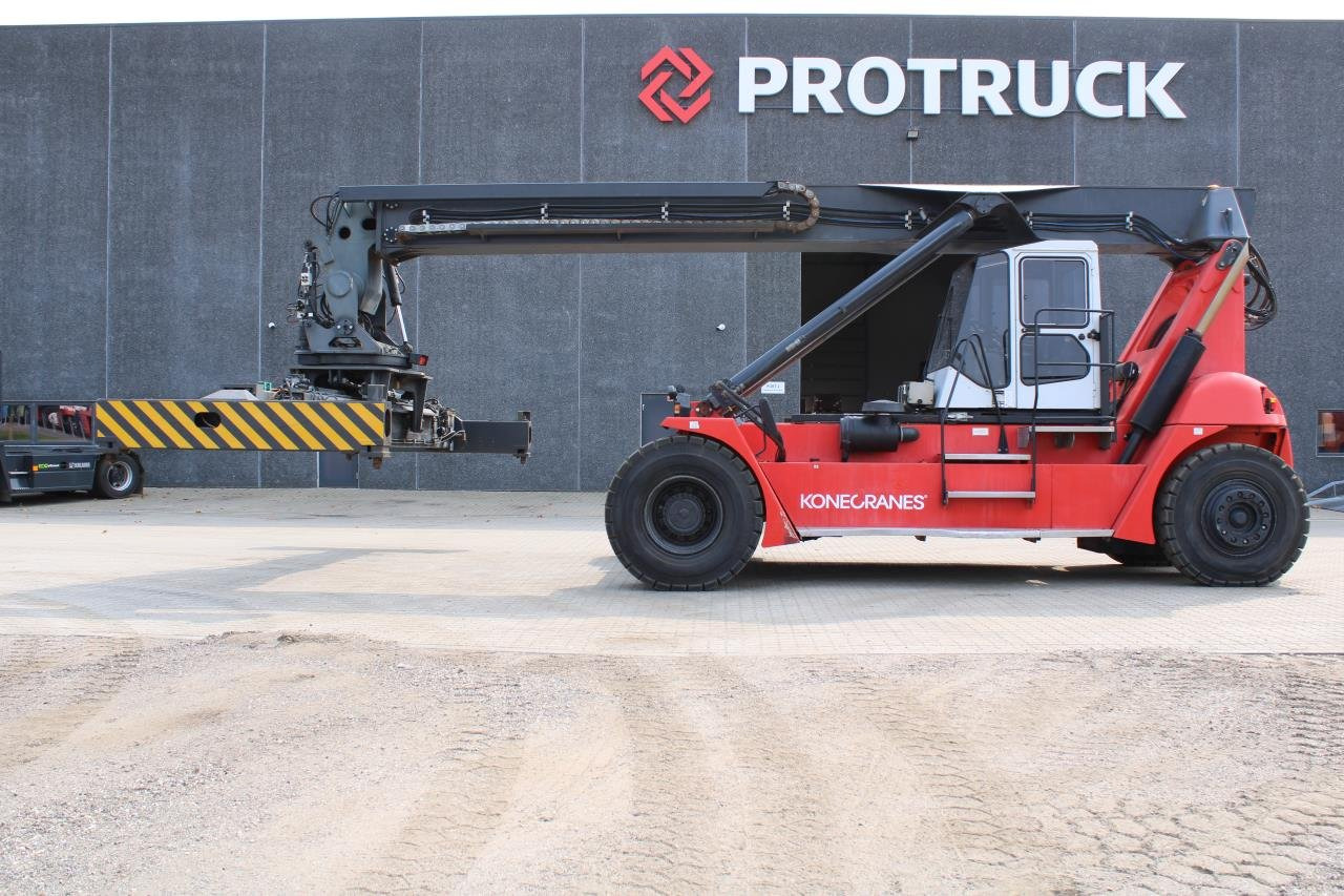 SMV 108 TB6 - Reach stacker: photos 1 SMV 108 TB6 - Reach stacker: photos 1