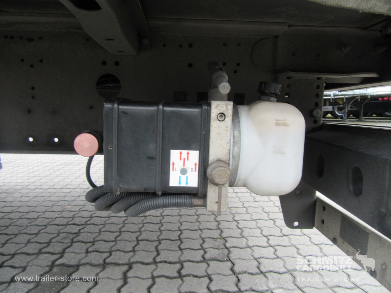 SCHMITZ Auflieger Curtainsider Mega - Semi-remorque rideaux coulissants: photos 4 SCHMITZ Auflieger Curtainsider Mega - Semi-remorque rideaux coulissants: photos 4