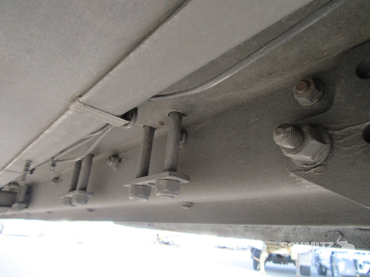 SCHMITZ Auflieger Curtainsider Standard - Semi-remorque rideaux coulissants: photos 4 SCHMITZ Auflieger Curtainsider Standard - Semi-remorque rideaux coulissants: photos 4