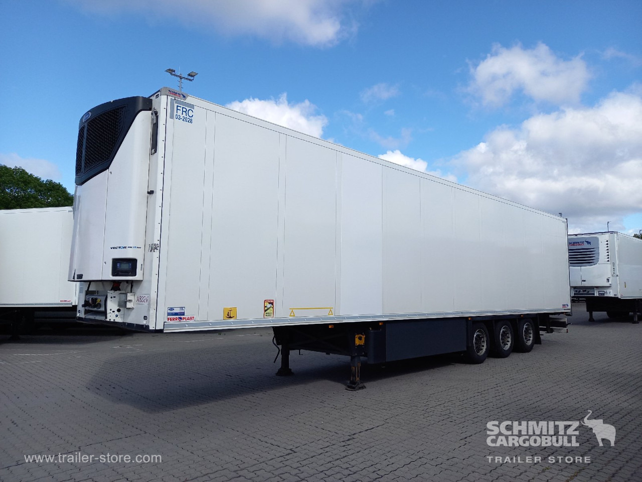 SCHMITZ Auflieger Tiefkühler Multitemp - Semi-remorque isothermique: photos 1 SCHMITZ Auflieger Tiefkühler Multitemp - Semi-remorque isothermique: photos 1