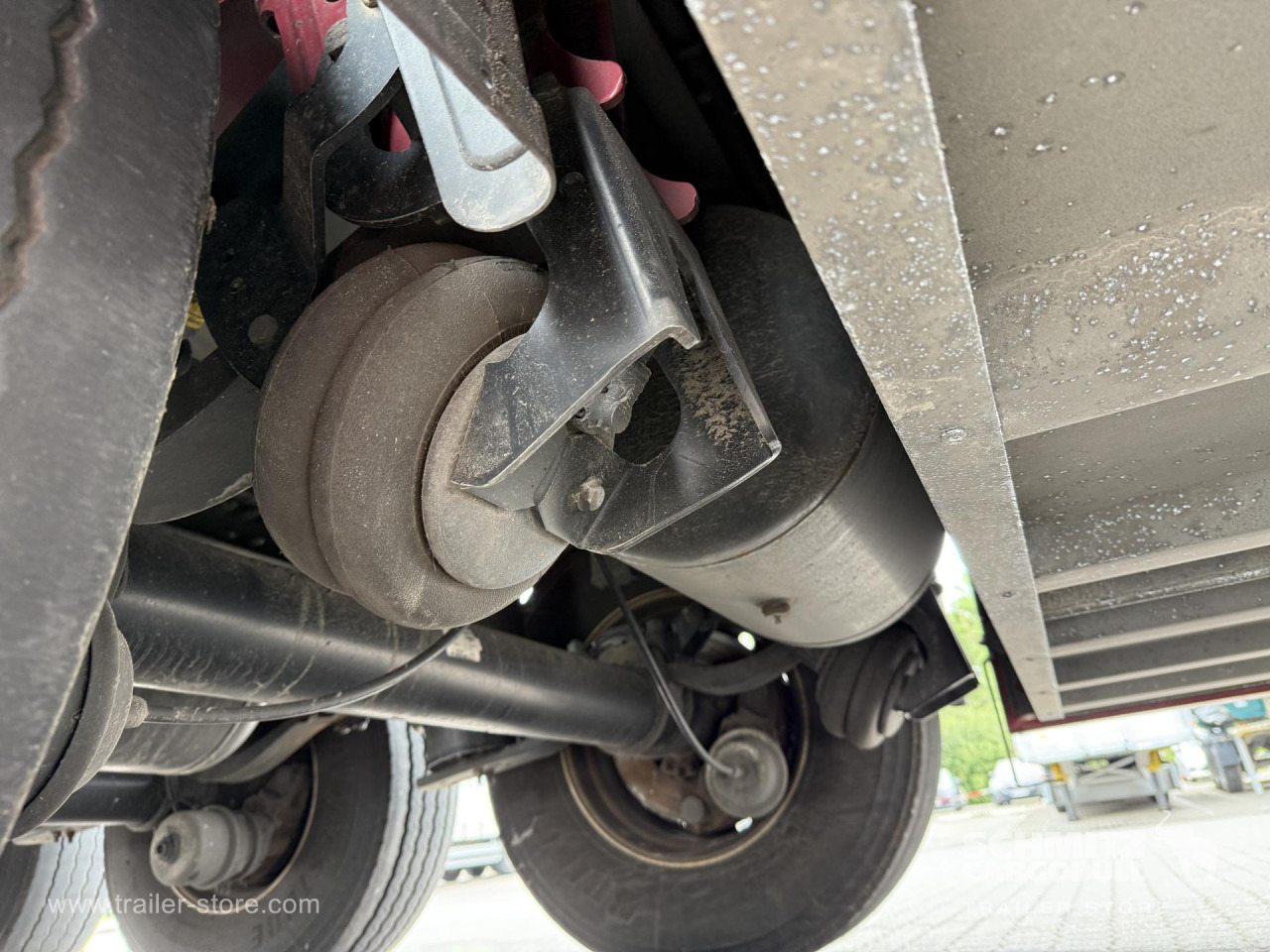 SCHMITZ Auflieger Tiefkühler Multitemp - Semi-remorque isothermique: photos 4 SCHMITZ Auflieger Tiefkühler Multitemp - Semi-remorque isothermique: photos 4