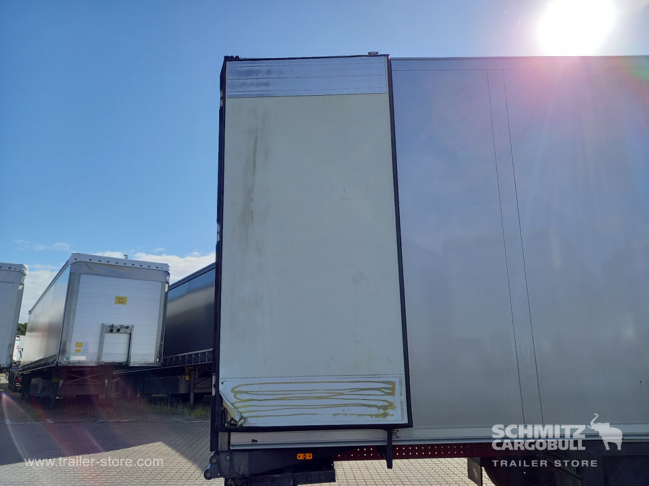SCHMITZ Auflieger Tiefkühler Multitemp - Semi-remorque isothermique: photos 5 SCHMITZ Auflieger Tiefkühler Multitemp - Semi-remorque isothermique: photos 5