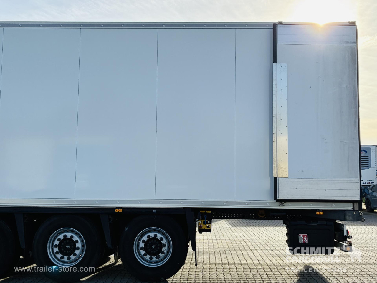 SCHMITZ Auflieger Tiefkühler Multitemp Double deck - Semi-remorque isothermique: photos 4 SCHMITZ Auflieger Tiefkühler Multitemp Double deck - Semi-remorque isothermique: photos 4