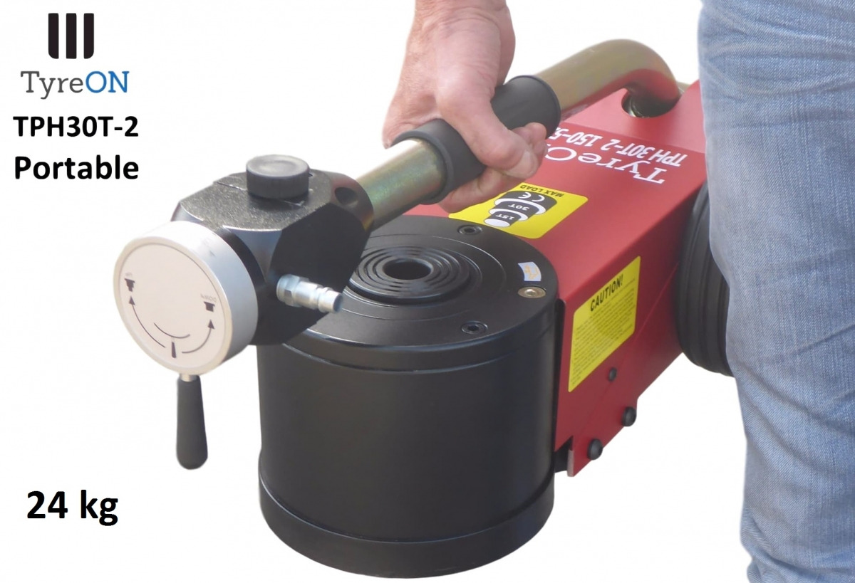 TPH30T-2M Air hydraulic jack 30 Tons - Minimum height 15 cm - portable (24 kg) - Équipement de garage: photos 1 TPH30T-2M Air hydraulic jack 30 Tons - Minimum height 15 cm - portable (24 kg) - Équipement de garage: photos 1