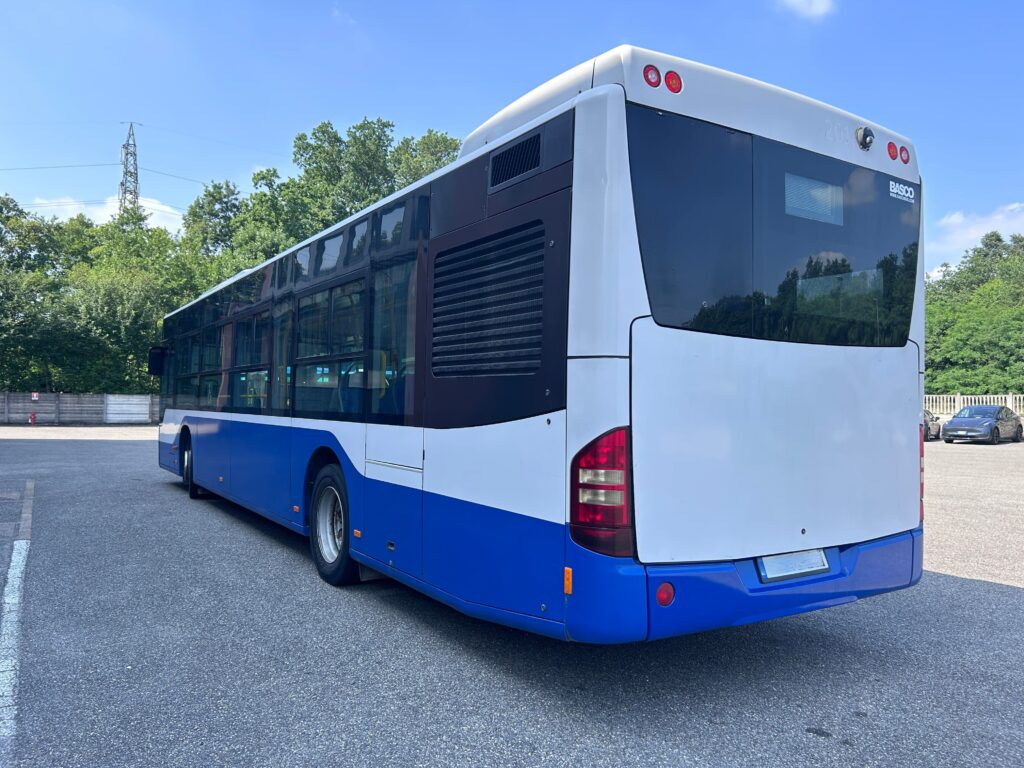 N.1 MERCEDES BENZ CONECTO 12MT – Anno 2016 - Bus urbain: photos 4 N.1 MERCEDES BENZ CONECTO 12MT – Anno 2016 - Bus urbain: photos 4