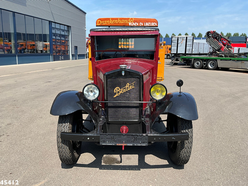 BERLIET V.H.A Oldtimer met open laadbak - Camion plateau: photos 2 BERLIET V.H.A Oldtimer met open laadbak - Camion plateau: photos 2