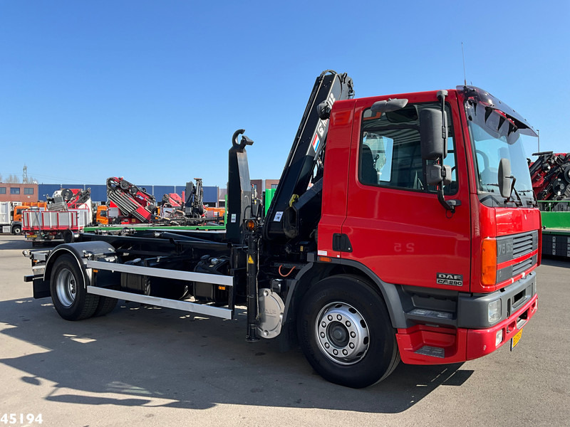 DAF FA 75.290 ATI Hiab 11 Tonmeter laadkraan Just 84.508 km! - Camion ampliroll, Camion grue: photos 4 DAF FA 75.290 ATI Hiab 11 Tonmeter laadkraan Just 84.508 km! - Camion ampliroll, Camion grue: photos 4