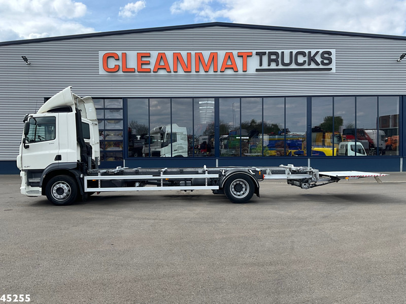 DAF FA CF 340 Euro 6 BDF met DHollandia laadklep - Camion porte-conteneur/ Caisse mobile: photos 2 DAF FA CF 340 Euro 6 BDF met DHollandia laadklep - Camion porte-conteneur/ Caisse mobile: photos 2