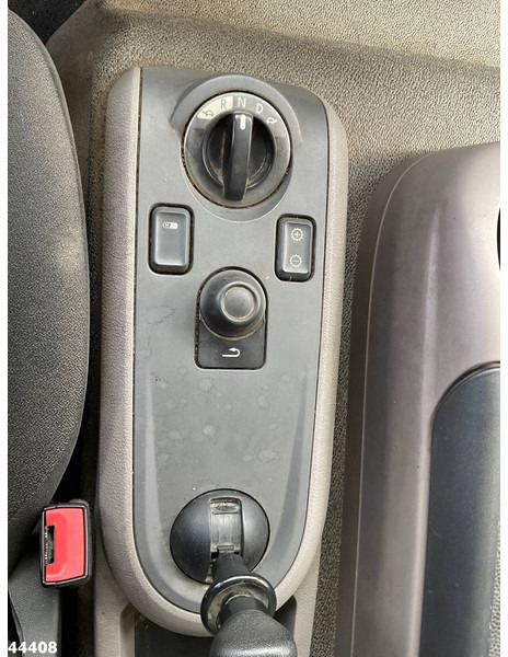 Crédit-bail de DAF FA LF 250 Euro 6 met laadklep DAF FA LF 250 Euro 6 met laadklep: photos 16