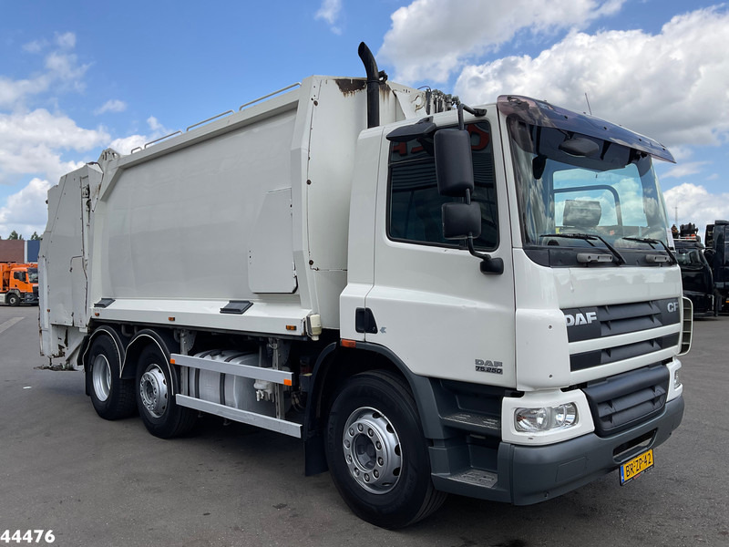 DAF FAG 75 CF 250 Euro 3 Geesink 20m³ - Benne à ordures ménagères: photos 3 DAF FAG 75 CF 250 Euro 3 Geesink 20m³ - Benne à ordures ménagères: photos 3