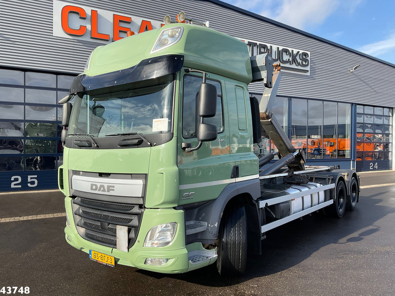 DAF FAS CF 440 Euro 6 VDL 21 Ton haakarmsysteem - Camion ampliroll: photos 1 DAF FAS CF 440 Euro 6 VDL 21 Ton haakarmsysteem - Camion ampliroll: photos 1