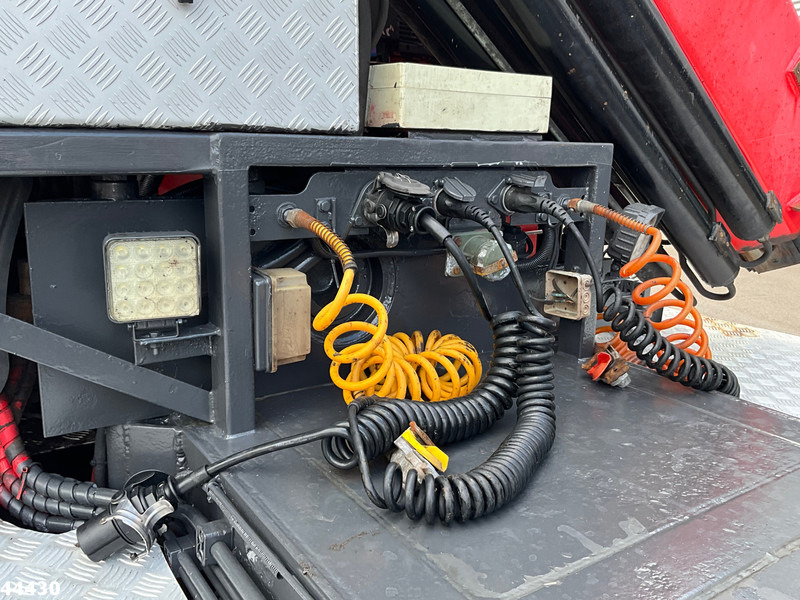 Crédit-bail de DAF FAT 85.510 6x4 Euro 6 Retarder Fassi 36 Tonmeter laadkraan DAF FAT 85.510 6x4 Euro 6 Retarder Fassi 36 Tonmeter laadkraan: photos 8