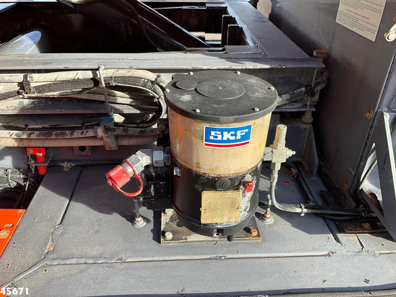 Balayeuse de voirie Dulevo 5020  Euro 6 with 3-rd brush: photos 13