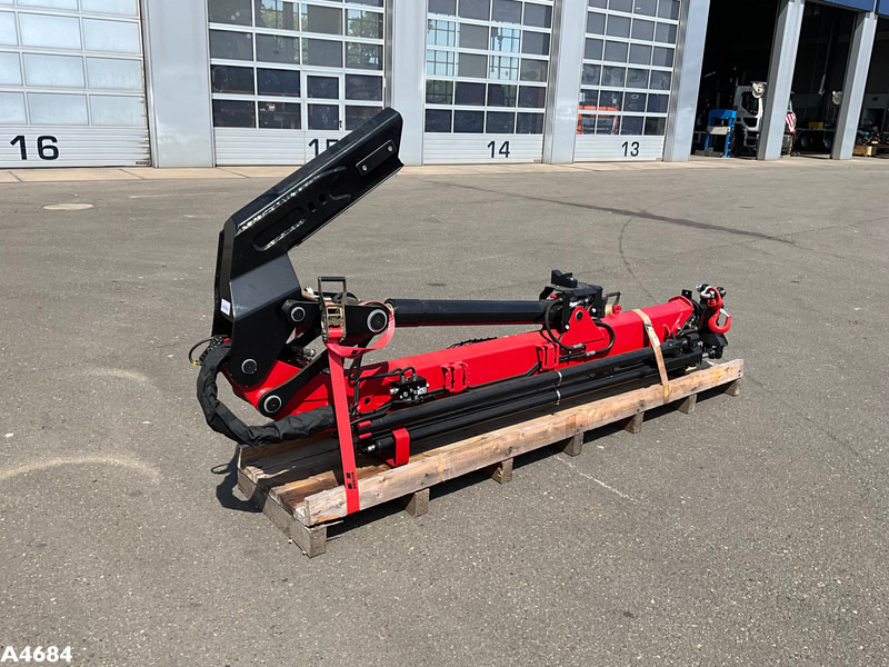 HMF Fly-Jib FJ 700 K3 New and Unused! - Grue auxiliaire: photos 2 HMF Fly-Jib FJ 700 K3 New and Unused! - Grue auxiliaire: photos 2