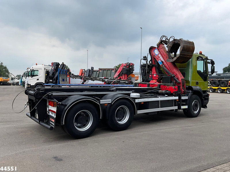 Iveco AD260T41 6x4 HMF 16 Tonmeter Z-kraan - Camion - système de câble, Camion grue: photos 5 Iveco AD260T41 6x4 HMF 16 Tonmeter Z-kraan - Camion - système de câble, Camion grue: photos 5