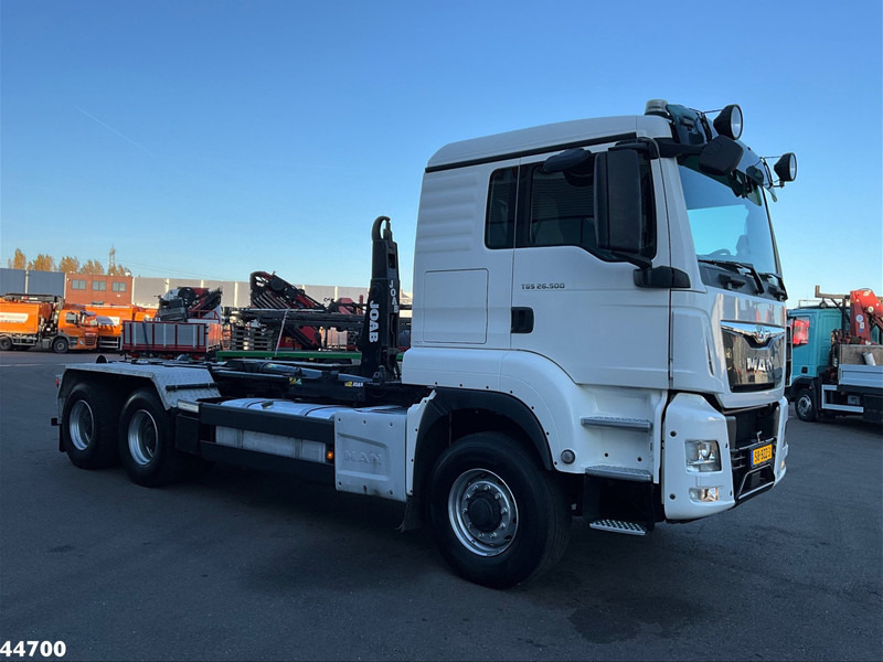MAN TGS 26.500 6x6 Euro 6 Joab 24 Ton haakarmsysteem - Camion ampliroll: photos 3 MAN TGS 26.500 6x6 Euro 6 Joab 24 Ton haakarmsysteem - Camion ampliroll: photos 3