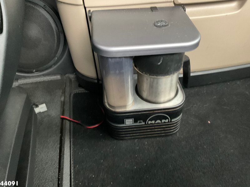 Camion grue MAN TGX 28.510 HMF 50 Tonmeter laadkraan + Fly-Jib: photos 19 Camion grue MAN TGX 28.510 HMF 50 Tonmeter laadkraan + Fly-Jib: photos 19