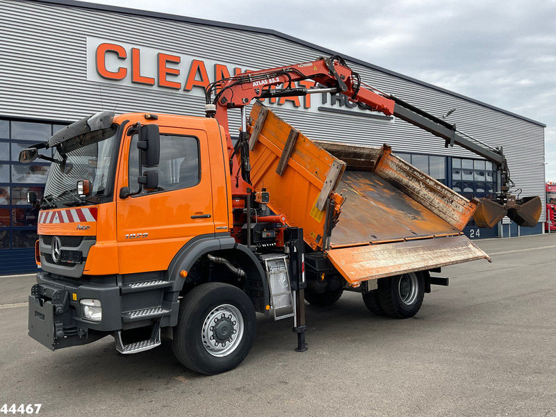 Mercedes-Benz 1829 AK 4x4 Atlas 8,5 Tonmeter laadkraan Manual Full steel - Camion benne, Camion grue: photos 2 Mercedes-Benz 1829 AK 4x4 Atlas 8,5 Tonmeter laadkraan Manual Full steel - Camion benne, Camion grue: photos 2