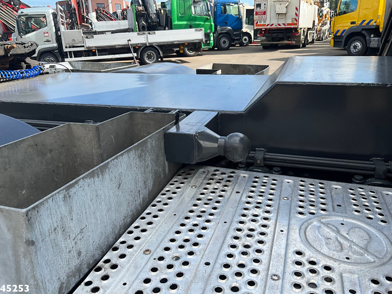 Camion grue Mercedes-Benz Arocs 3253 8x4 Hiab 105 Tonmeter laadkraan: photos 16