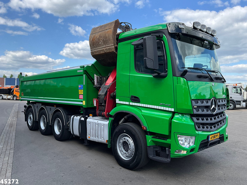 Mercedes-Benz Arocs 3743 8x4 Euro 6 HMF 19 Tonmeter Elektrisch/Hydraulisch aangedreven Z-kraan - Camion benne, Camion grue: photos 4 Mercedes-Benz Arocs 3743 8x4 Euro 6 HMF 19 Tonmeter Elektrisch/Hydraulisch aangedreven Z-kraan - Camion benne, Camion grue: photos 4