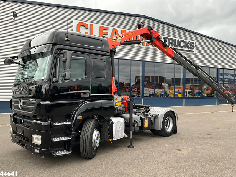 Mercedes-Benz Axor 1840 Euro 5 Palfinger 14 Tonmeter laadkraan - Camion grue: photos 1 Mercedes-Benz Axor 1840 Euro 5 Palfinger 14 Tonmeter laadkraan - Camion grue: photos 1