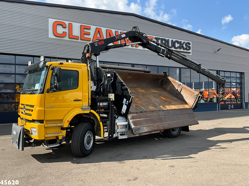 Mercedes-Benz Axor 2124 AK 4x4 Hiab 12 Tonmeter laadkraan Just 208.719 km! - Camion benne, Camion grue: photos 2 Mercedes-Benz Axor 2124 AK 4x4 Hiab 12 Tonmeter laadkraan Just 208.719 km! - Camion benne, Camion grue: photos 2