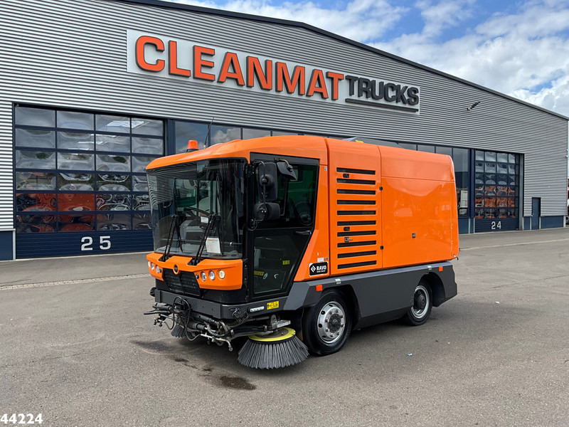 Ravo 540 Euro 6 - Balayeuse de voirie: photos 2 Ravo 540 Euro 6 - Balayeuse de voirie: photos 2