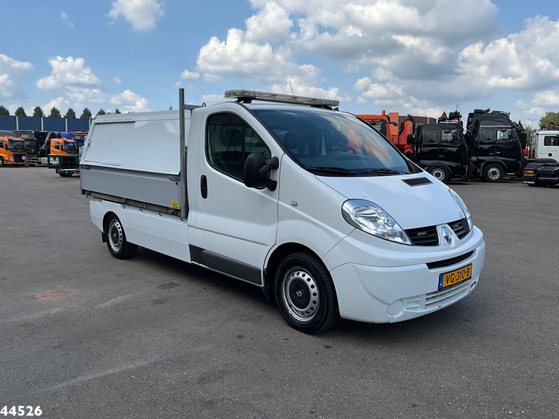 Renault Trafic 2.0 dCi Veeg-vuil kipper - Benne à ordures ménagères: photos 5 Renault Trafic 2.0 dCi Veeg-vuil kipper - Benne à ordures ménagères: photos 5