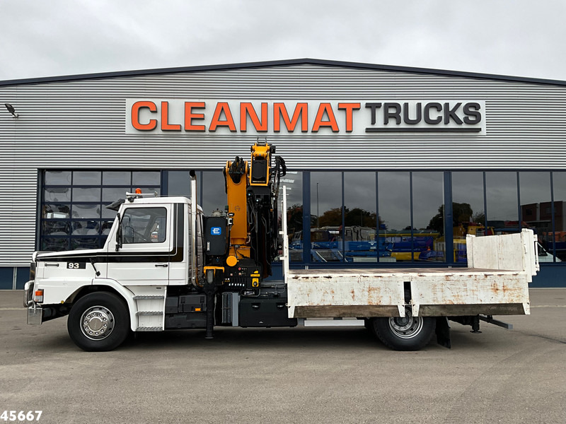 Scania T 93 4x2 Kipper met 31 Tonmeter laadkraan (bj 2005) + Fly-JIb! Just 118.736 km! - Camion benne, Camion grue: photos 3 Scania T 93 4x2 Kipper met 31 Tonmeter laadkraan (bj 2005) + Fly-JIb! Just 118.736 km! - Camion benne, Camion grue: photos 3