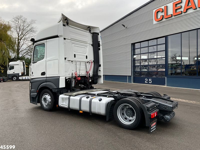 Mercedes-Benz Actros 1842 Mega GigaSpace MirrorCam - Tracteur routier: photos 4 Mercedes-Benz Actros 1842 Mega GigaSpace MirrorCam - Tracteur routier: photos 4