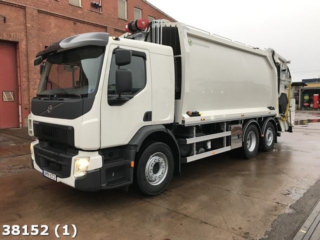 Volvo FE 320 GeesinkNorba - Benne à ordures ménagères: photos 1 Volvo FE 320 GeesinkNorba - Benne à ordures ménagères: photos 1